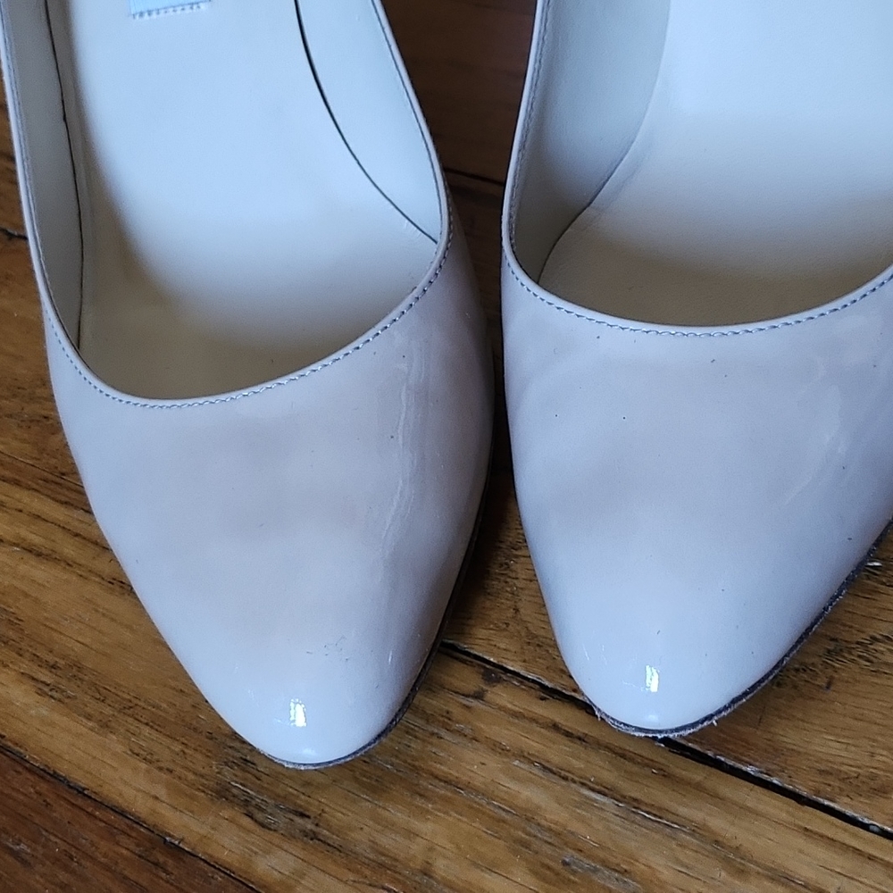 Jimmy Choo Vega Patent Leather Pumps - Picture 7 of 8